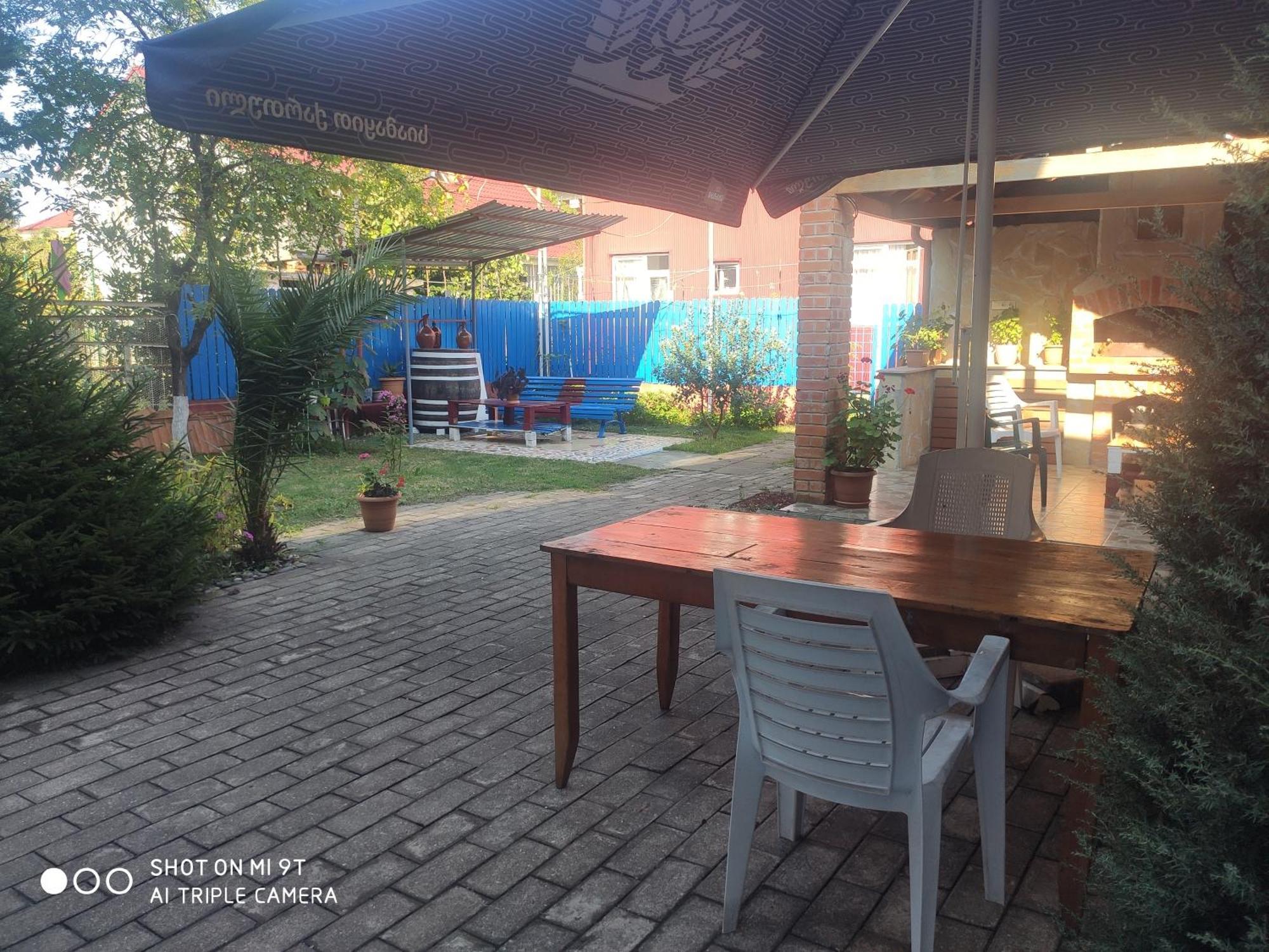 Guesthouse Mery Kobuleti Ngoại thất bức ảnh