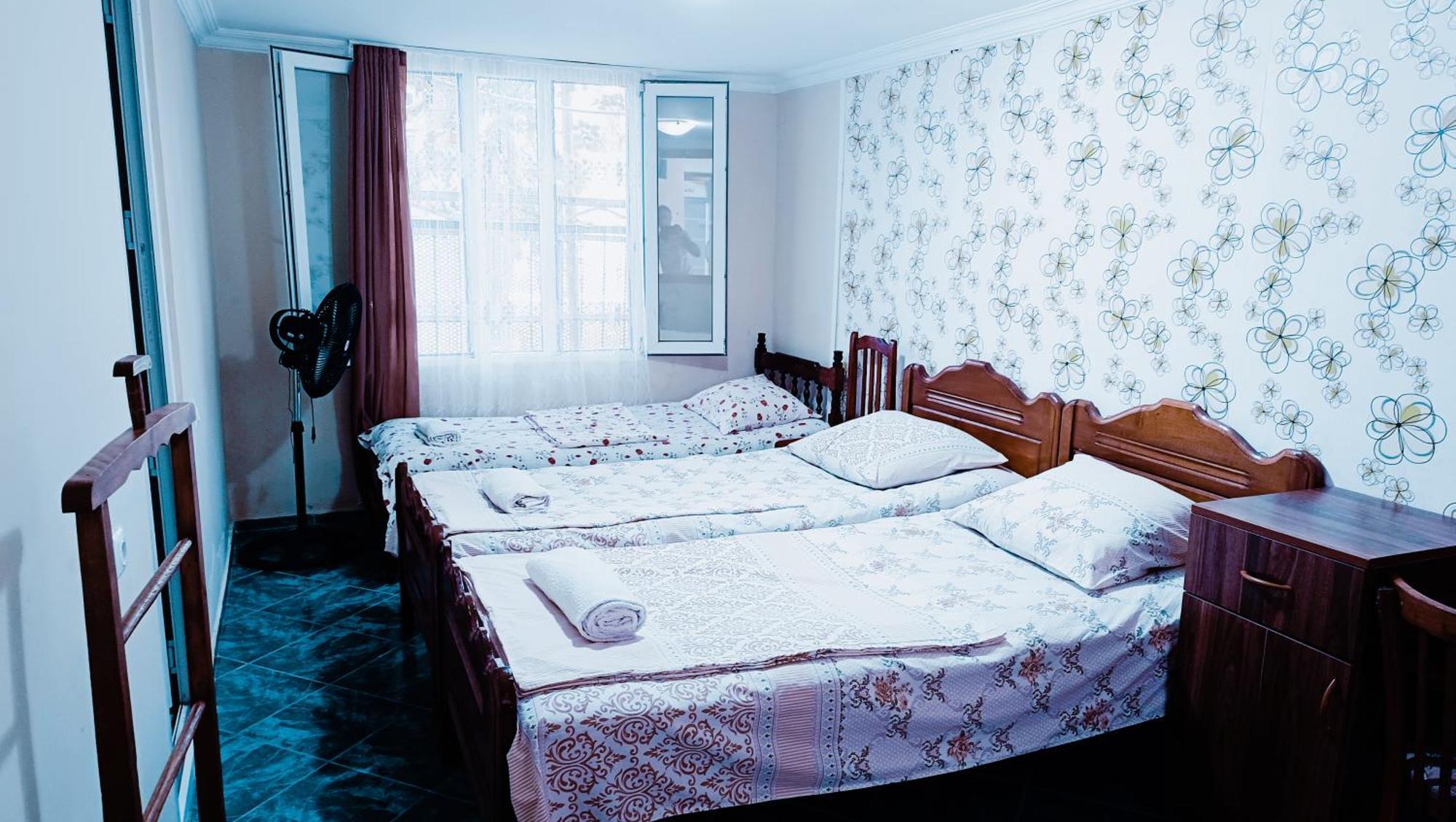 Guesthouse Mery Kobuleti Ngoại thất bức ảnh