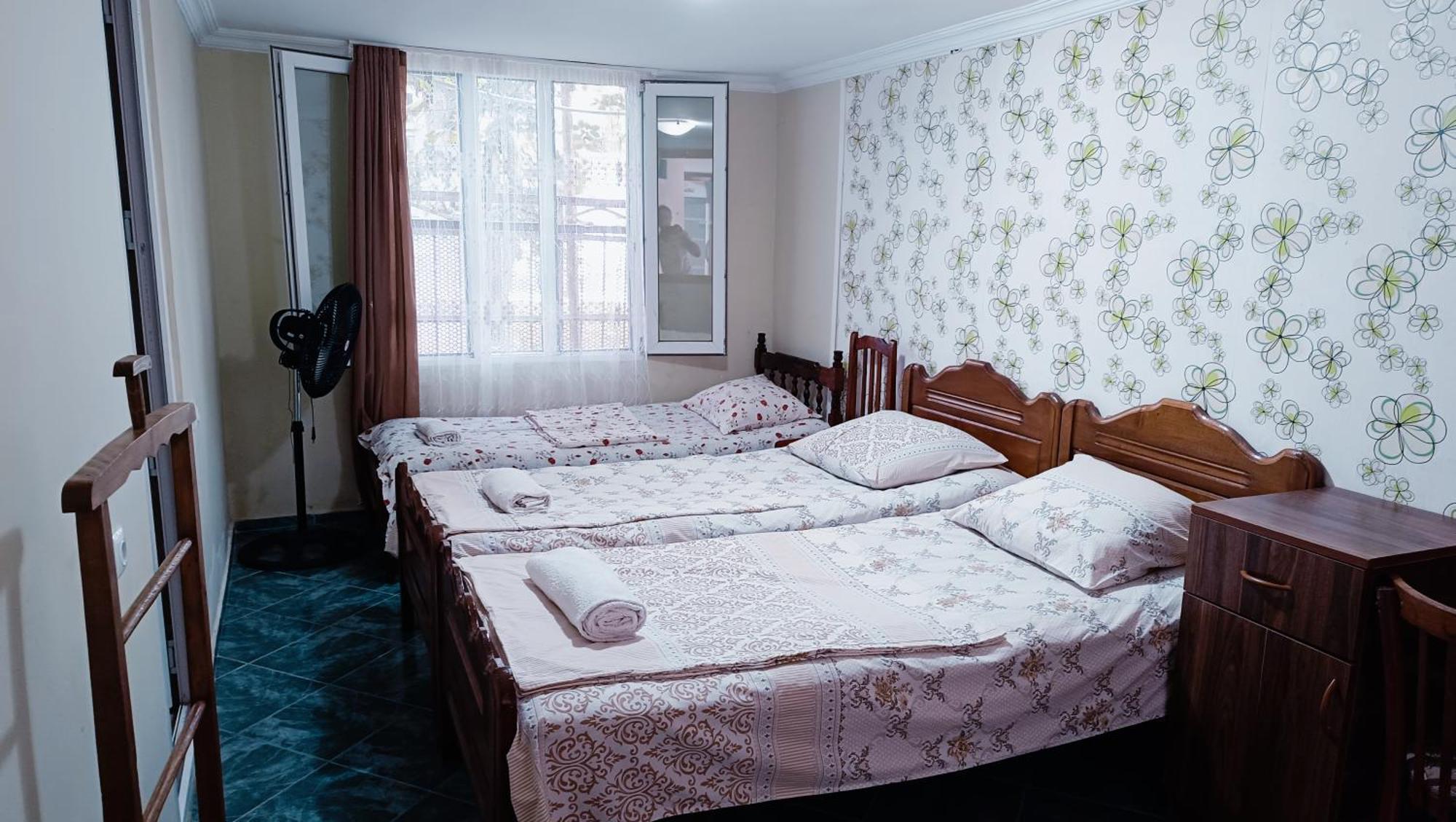 Guesthouse Mery Kobuleti Ngoại thất bức ảnh